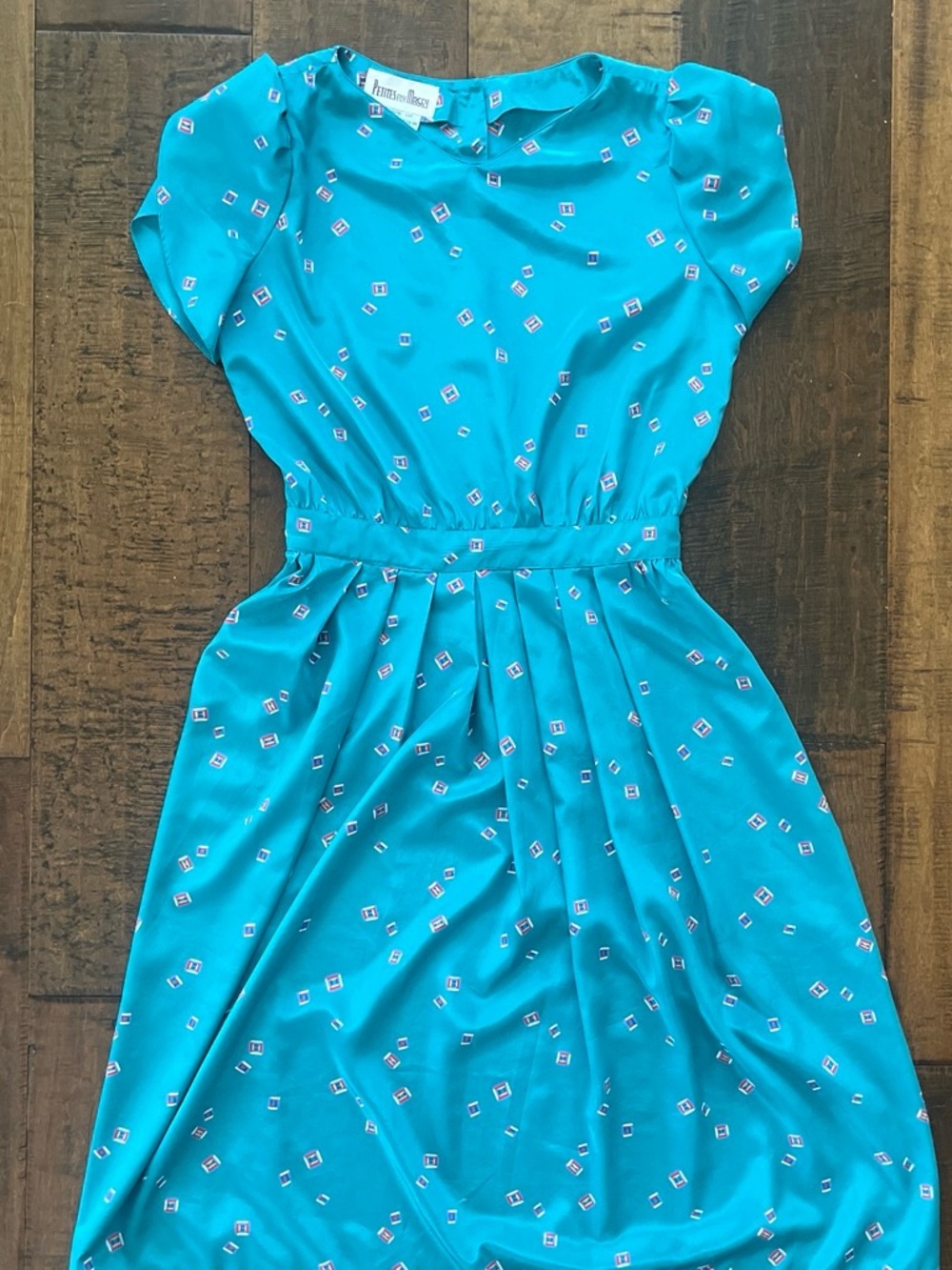 Vintage 1980’s teal/turquoise midi dress with geometric diamond pattern Sz P10